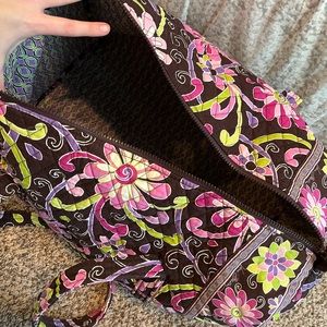 Vera Bradley large duffel- excellent condition.